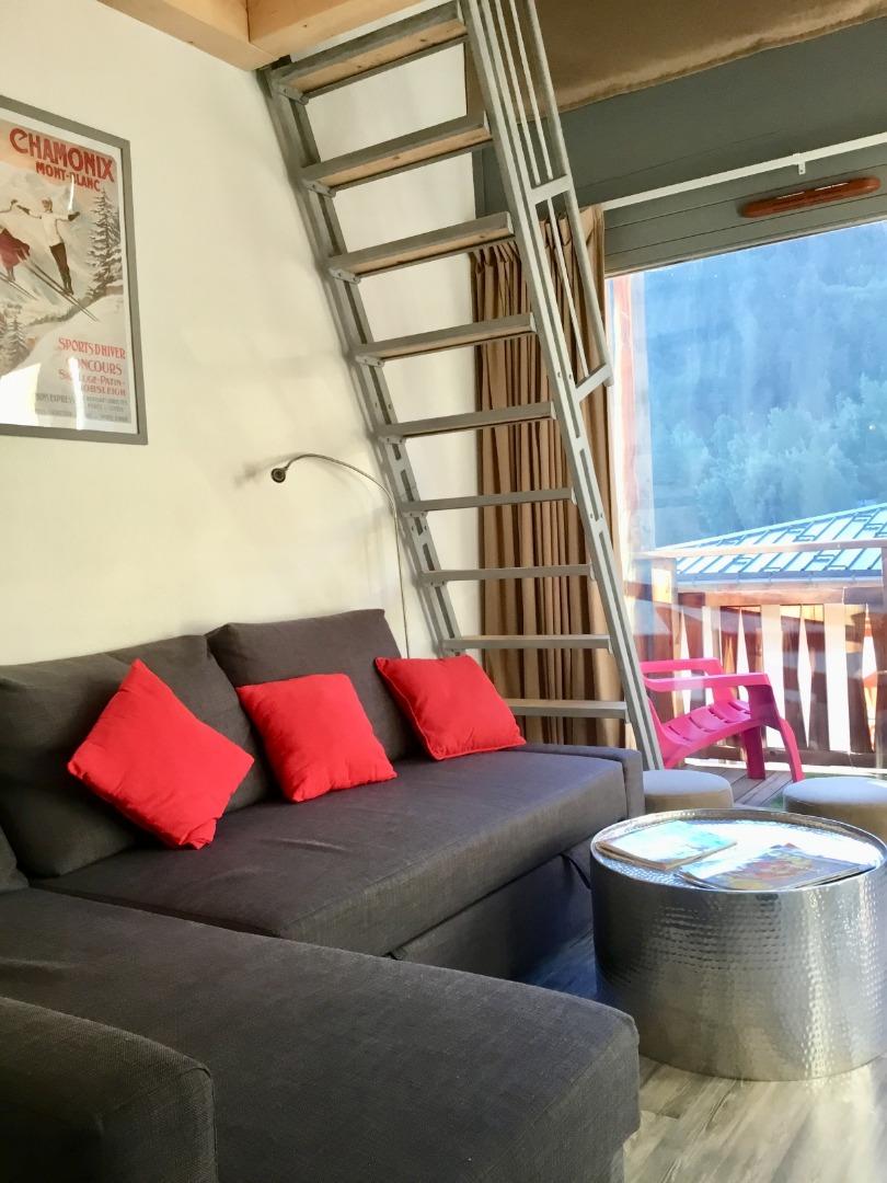 Appartement agréable orienté sud bien équipé face aux pistes 