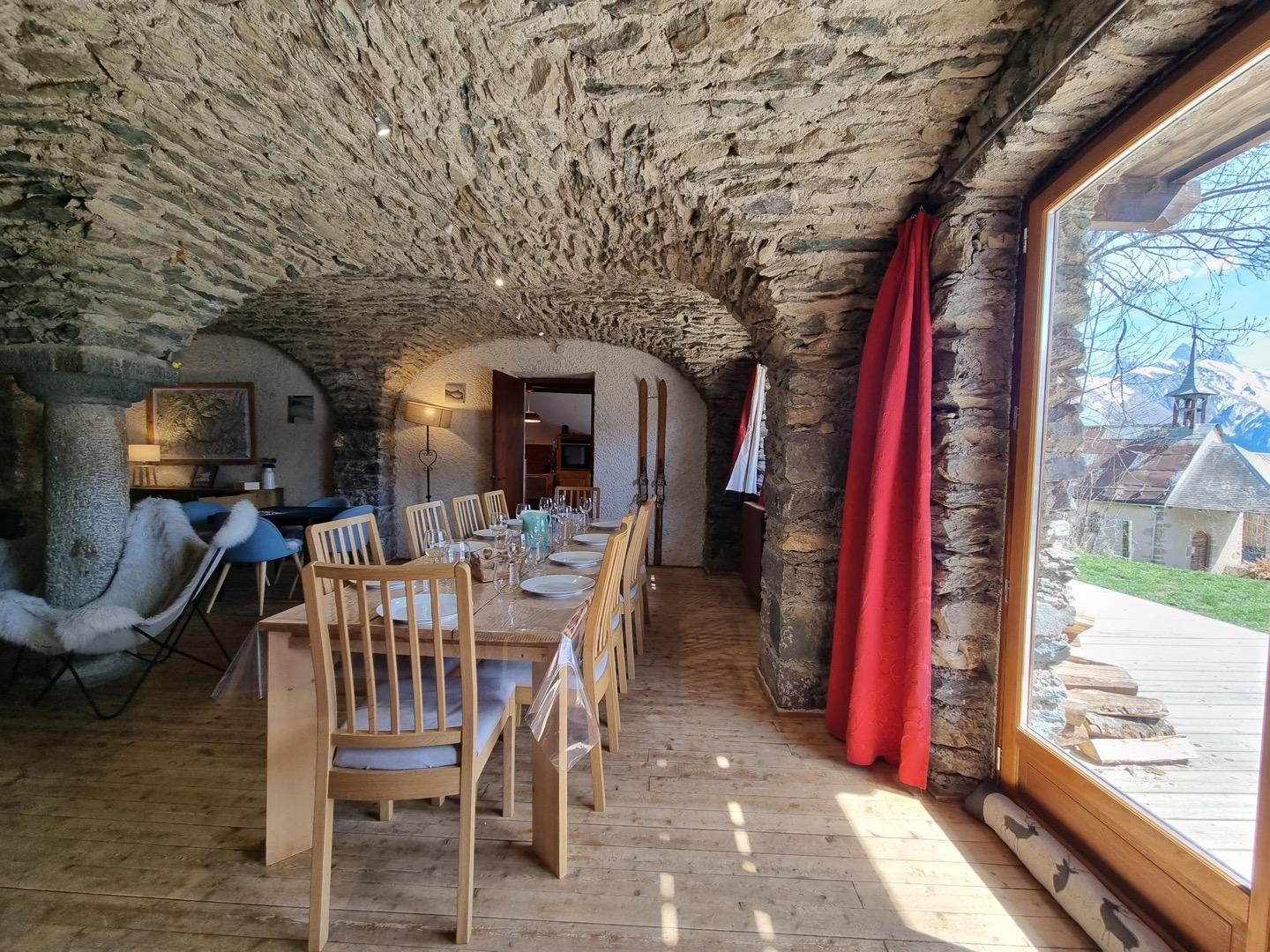 Chalet charme (ancienne ferme savoyarde)