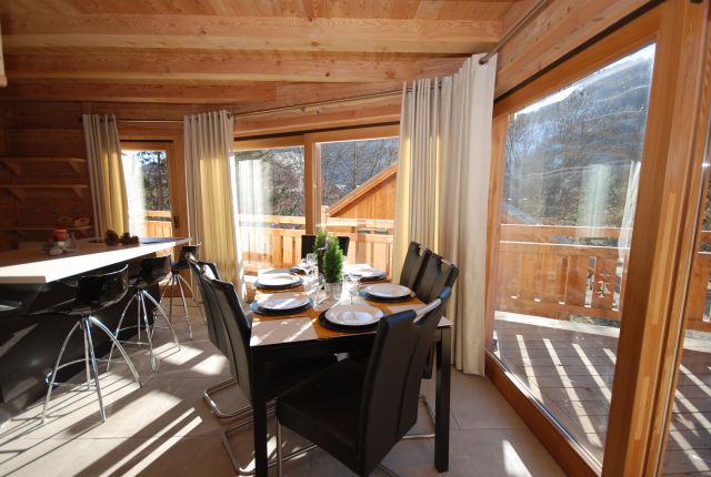 L'HIMALAYA, chalet ****, à 200 m des remontées mécaniques et des commerces, séjour sans voiture