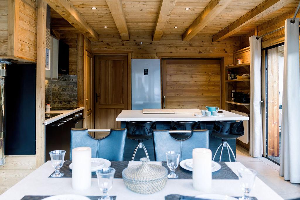 L'HIMALAYA, chalet ****, à 200 m des remontées mécaniques et des commerces, séjour sans voiture