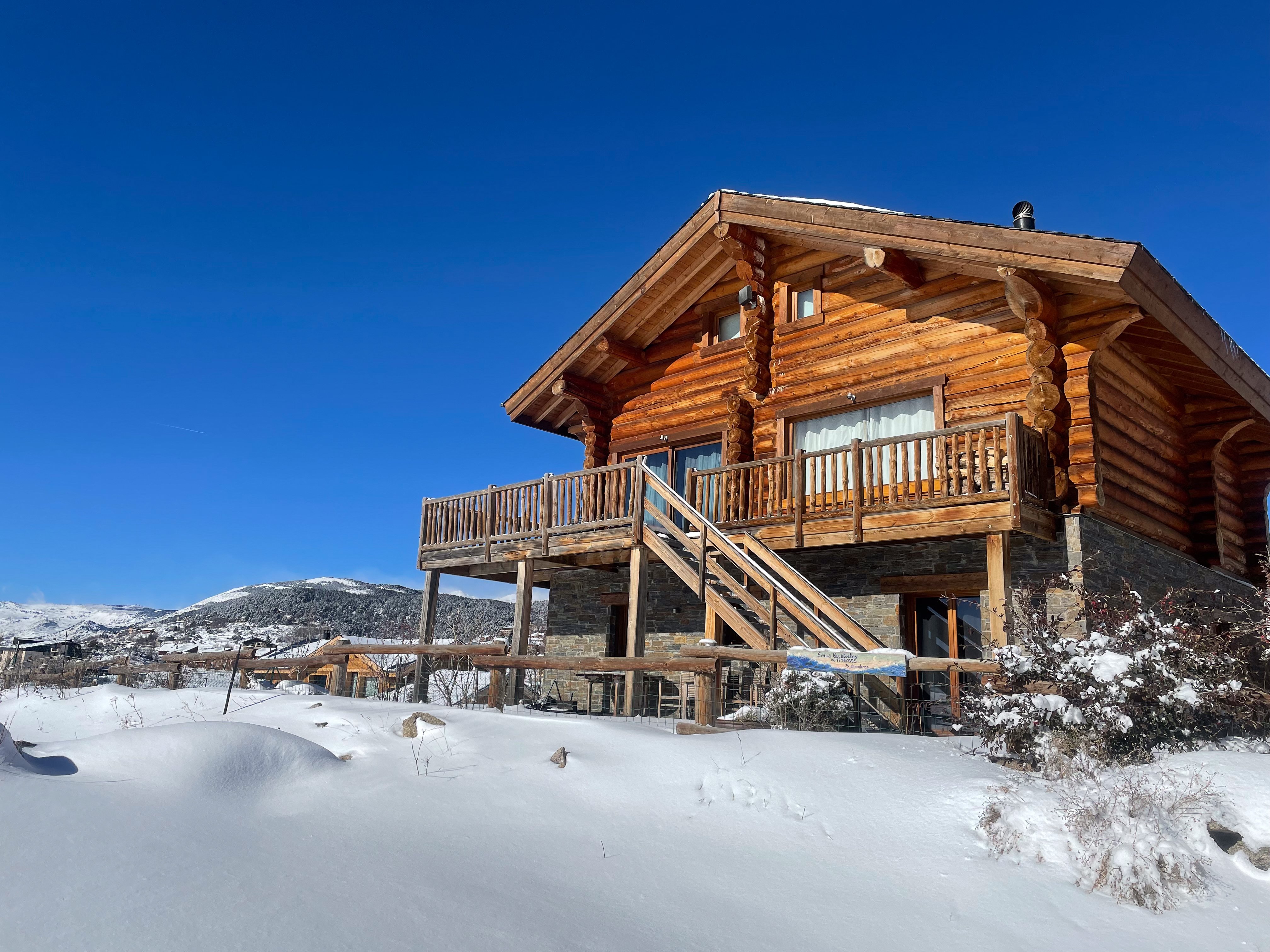 Sous les étoiles Classé ****