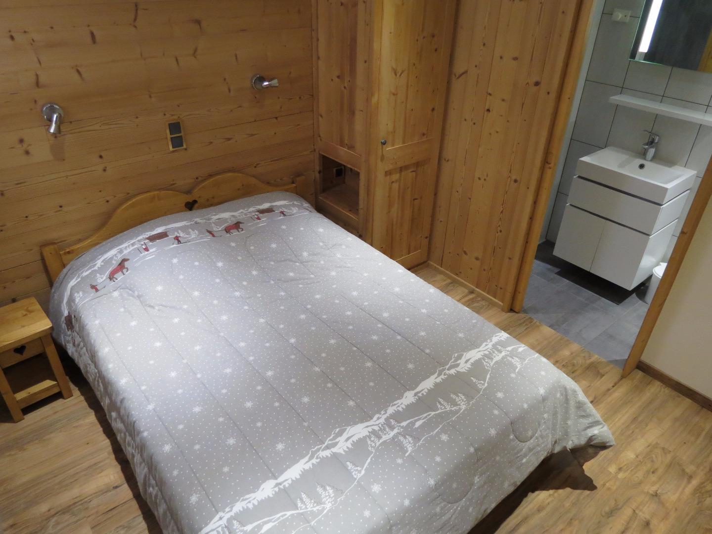 CHALET DES FLOCONS APPARTEMENT 8 PERSONNES
