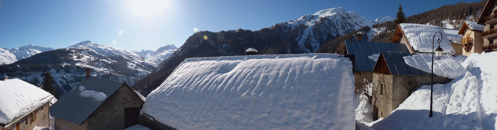 Gîte de montagne "Les Gentianes" à ALBANNE (SAVOIE)
