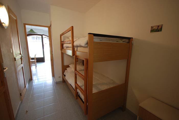 4 à 6 PERSONNES - CHA 11