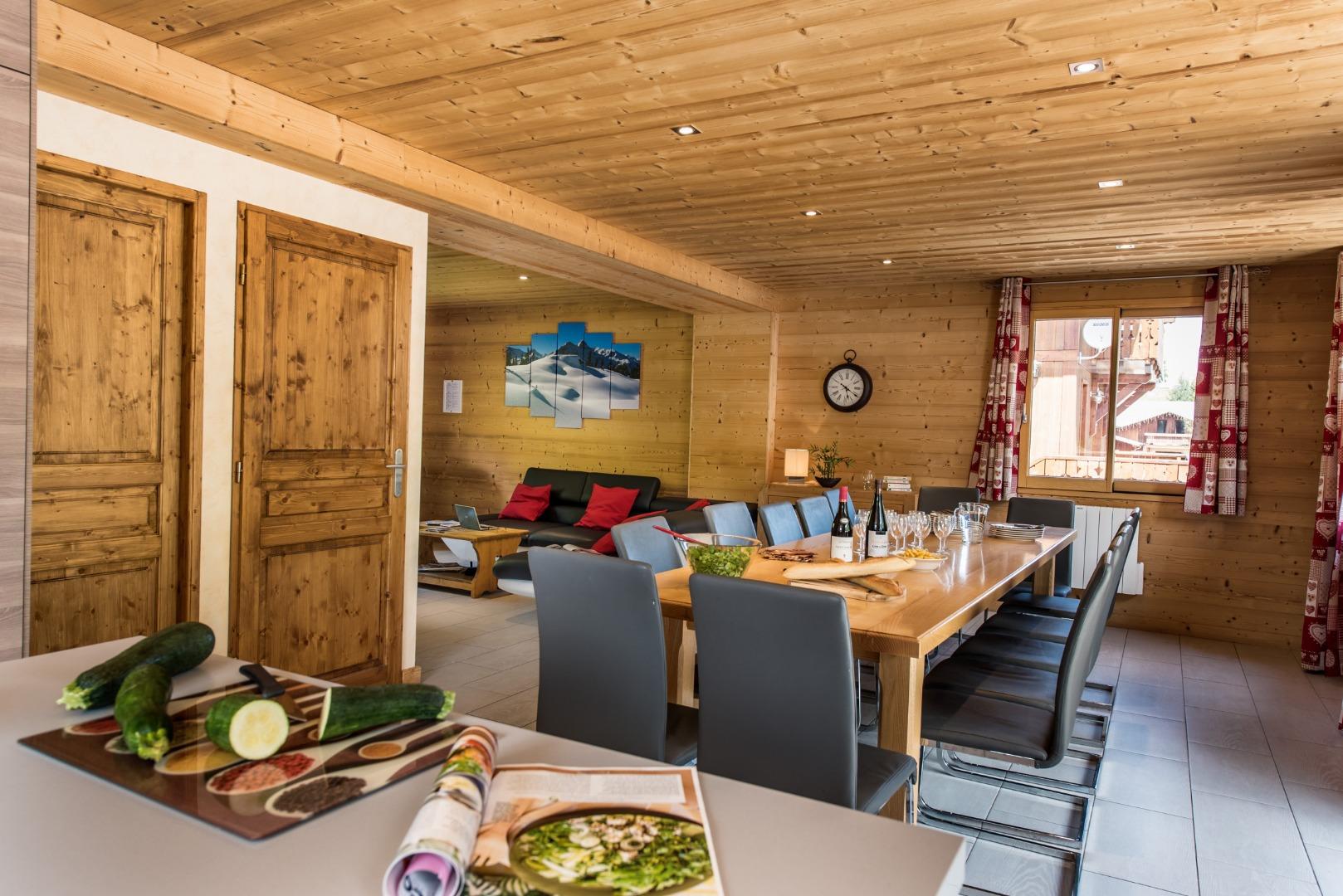 Chalets Lacuzon- au pied des pistes des 3 Vallées avec sauna et jacuzzi