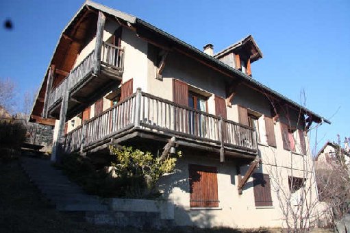 VILLA 7 PIECES - 15 COUCHAGES - LES VIGNES - EMBRUN