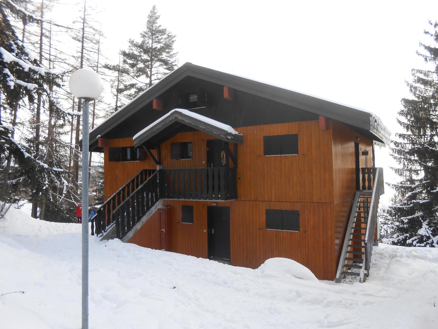 duplex 6/8 couchages dans chalet au pied des pistes