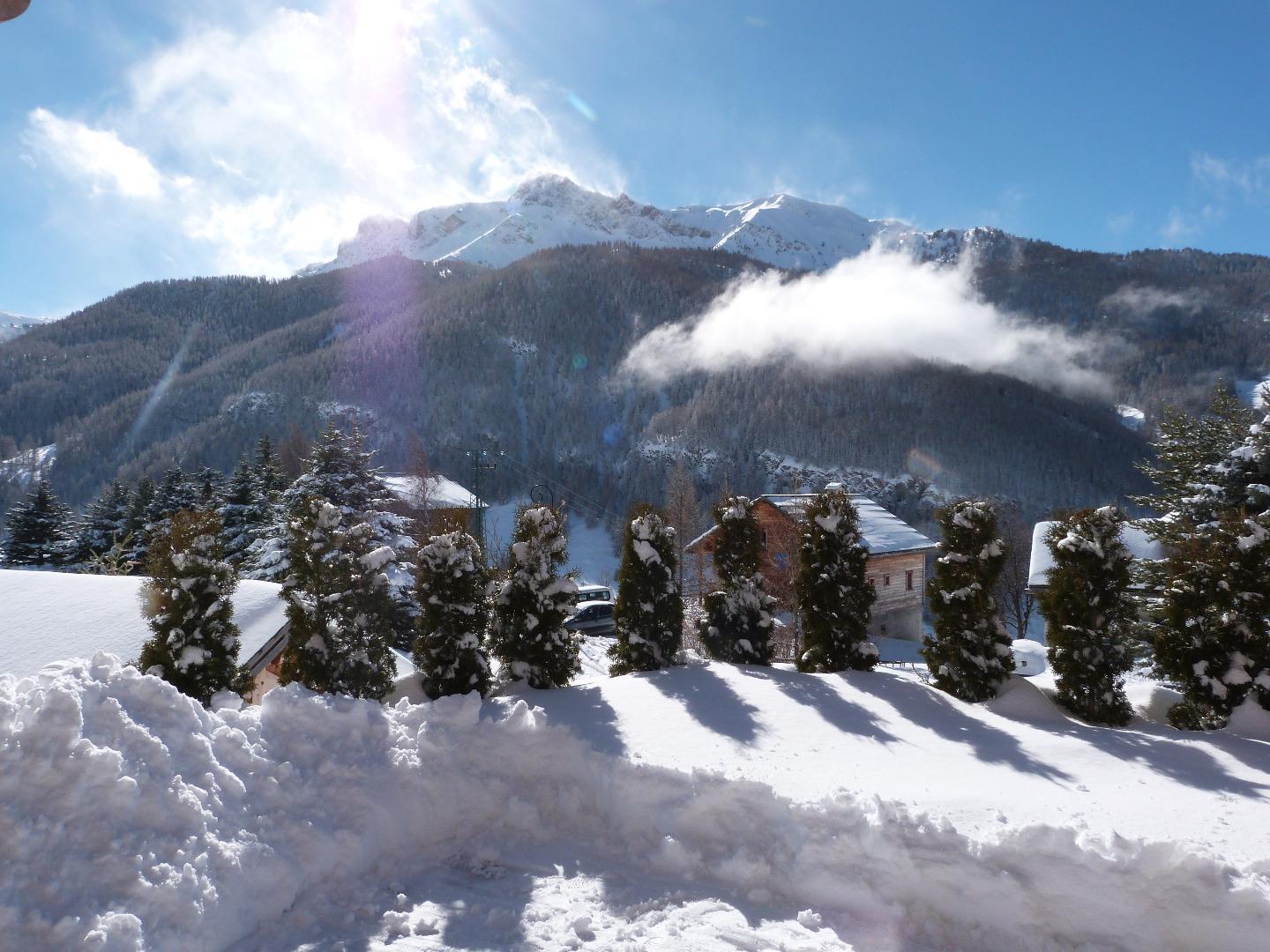 " MON CHALET "