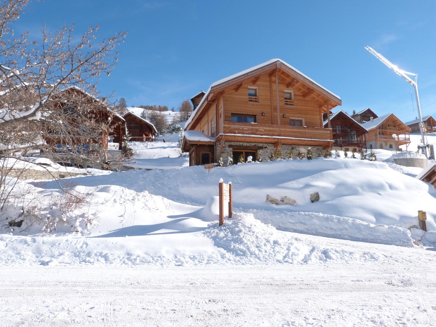 " MON CHALET "