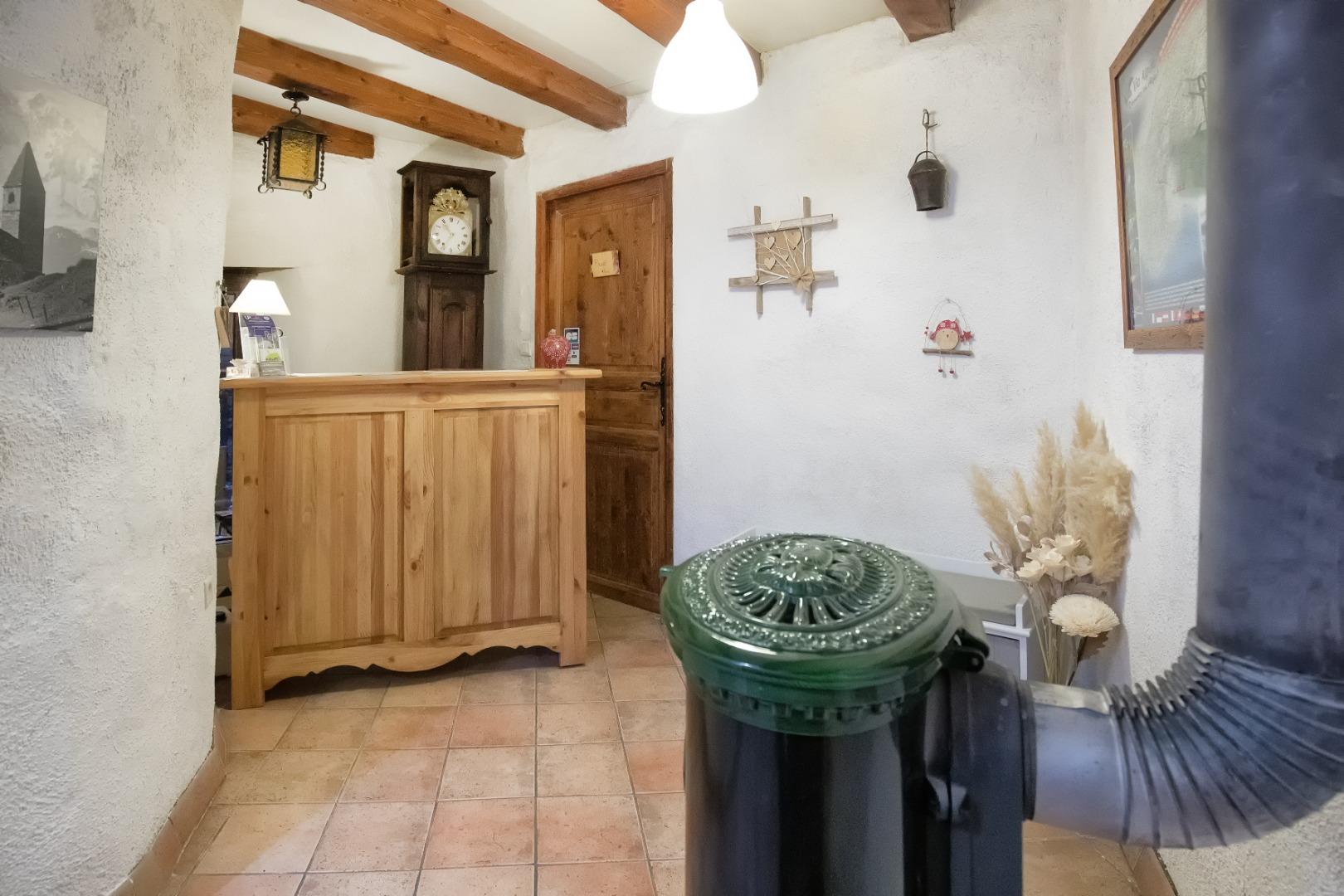 Chambres et table d'hôtes à Villarodin, 2km