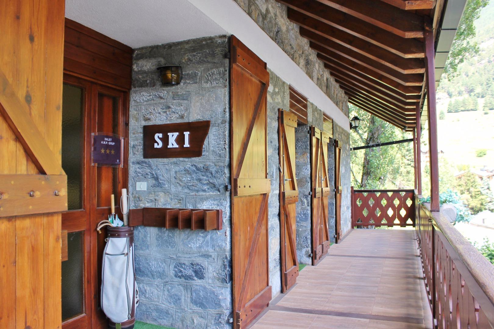 Chalet Montagne 6/8 pers a 250m des telecabines