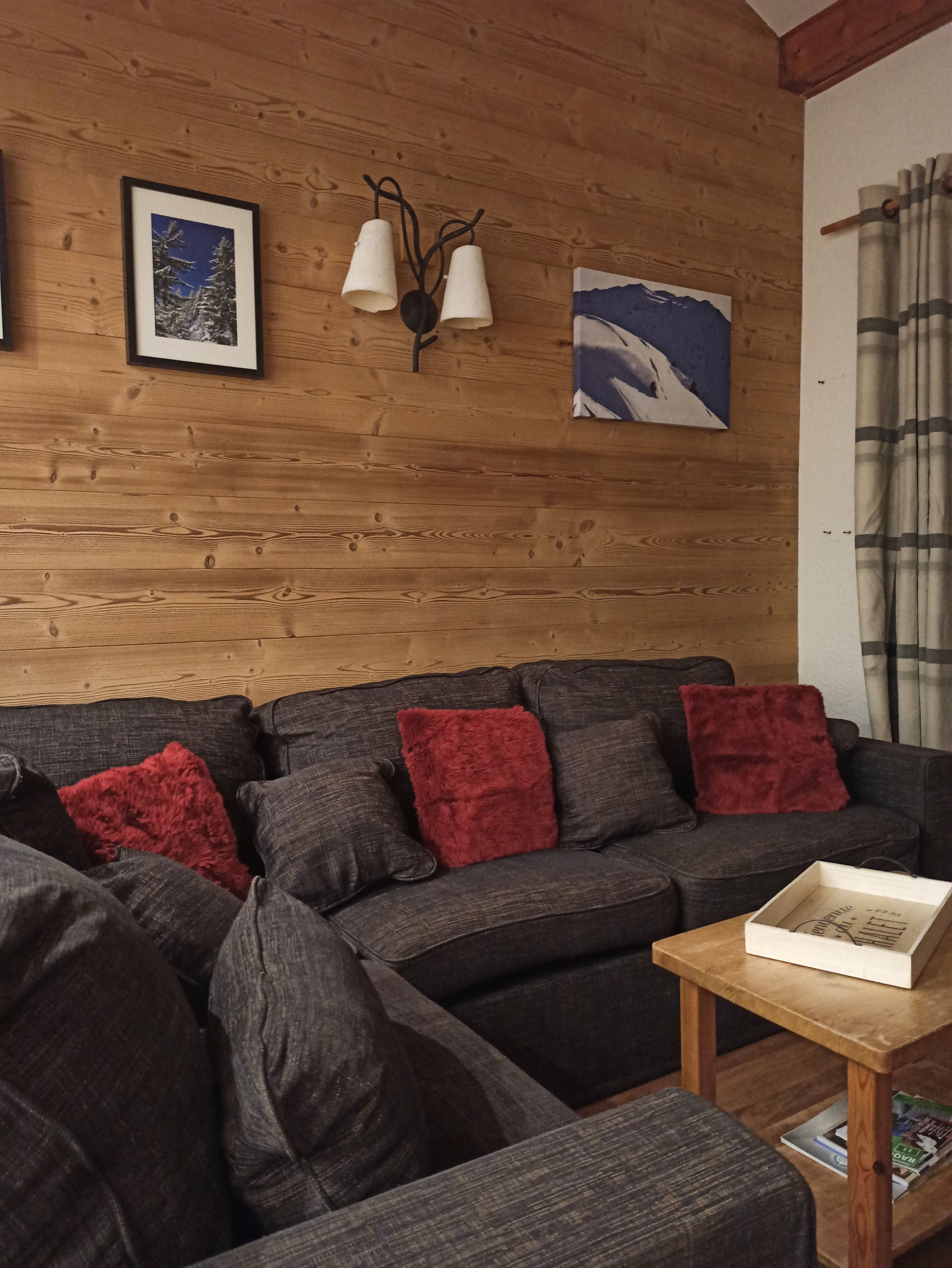 La Plagne pied des pistes 6 pers., 3 chbres, 2 bains - location dim au dim - draps ménage inclus