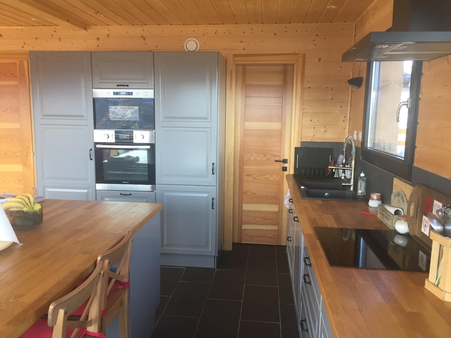 MAGNIFIQUE CHALET AU COEUR D'AX 3 DOMAINES