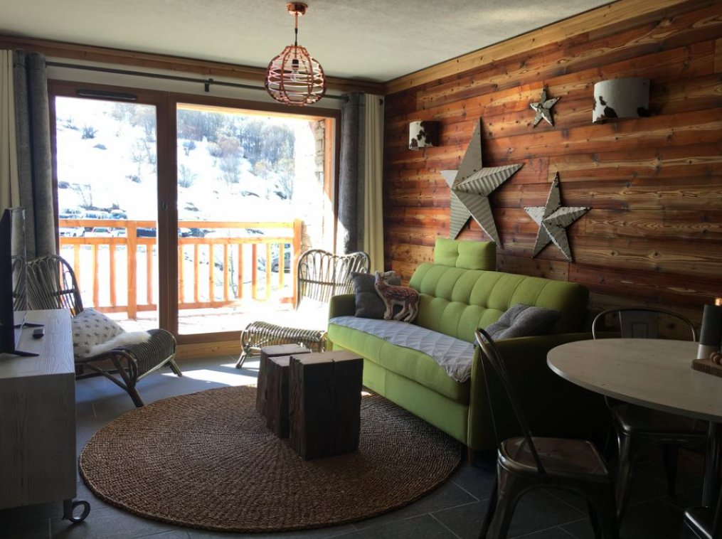 LA BERGERIE : Appartement neuf grand confort au pied des pistes