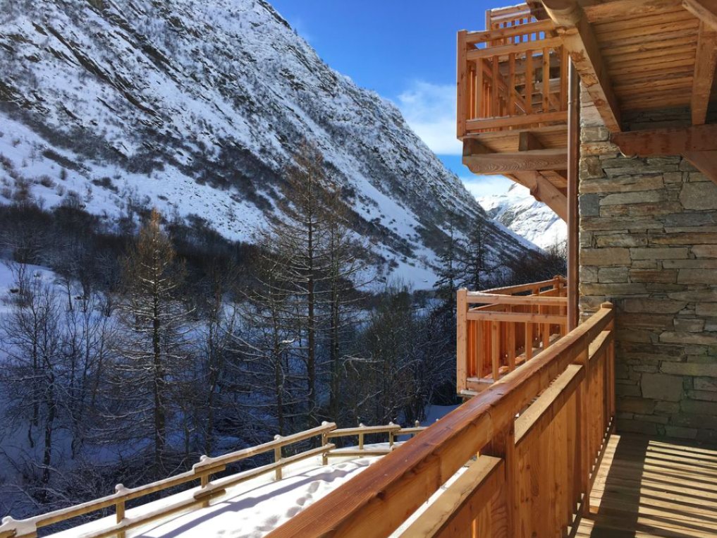 LA BERGERIE : Appartement neuf grand confort au pied des pistes