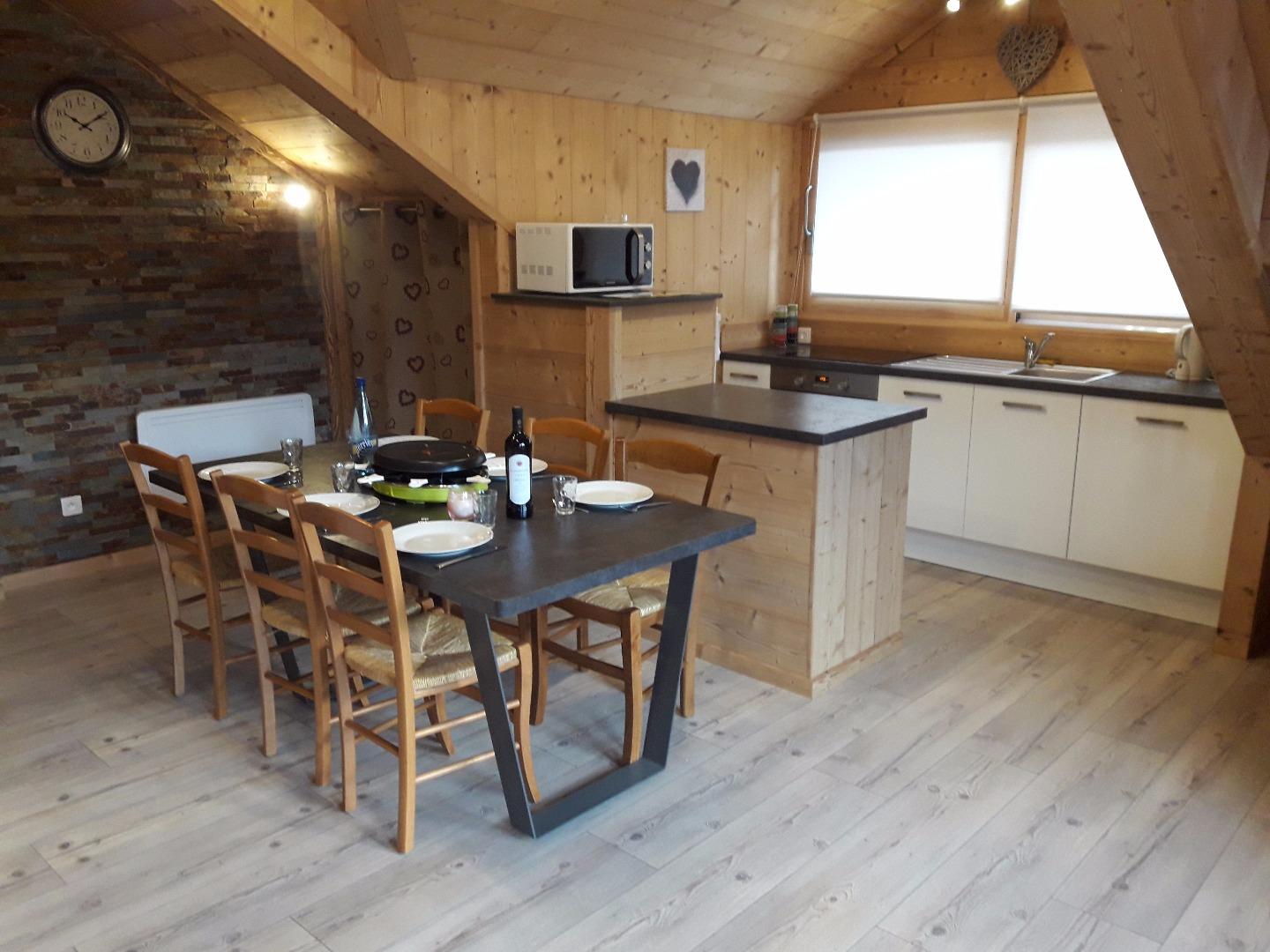 Chalet individuel 6 pers haut de gamme, 3 chambres, terrasse, spa, sauna