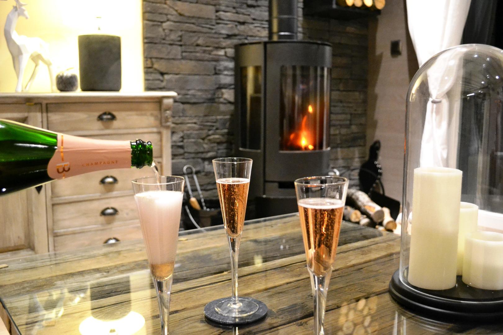 Luxueux Chalet, classé 4**** idéalement situé, au calme, WIFI Gratuit, 