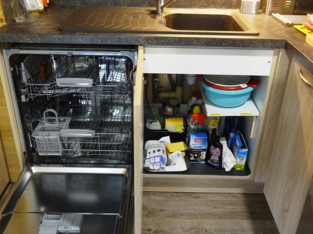 Appartement 56 m2 - 3 étoiles sur la piste de retour, WIFI par SFR et garage avec prise pour voiture electrique