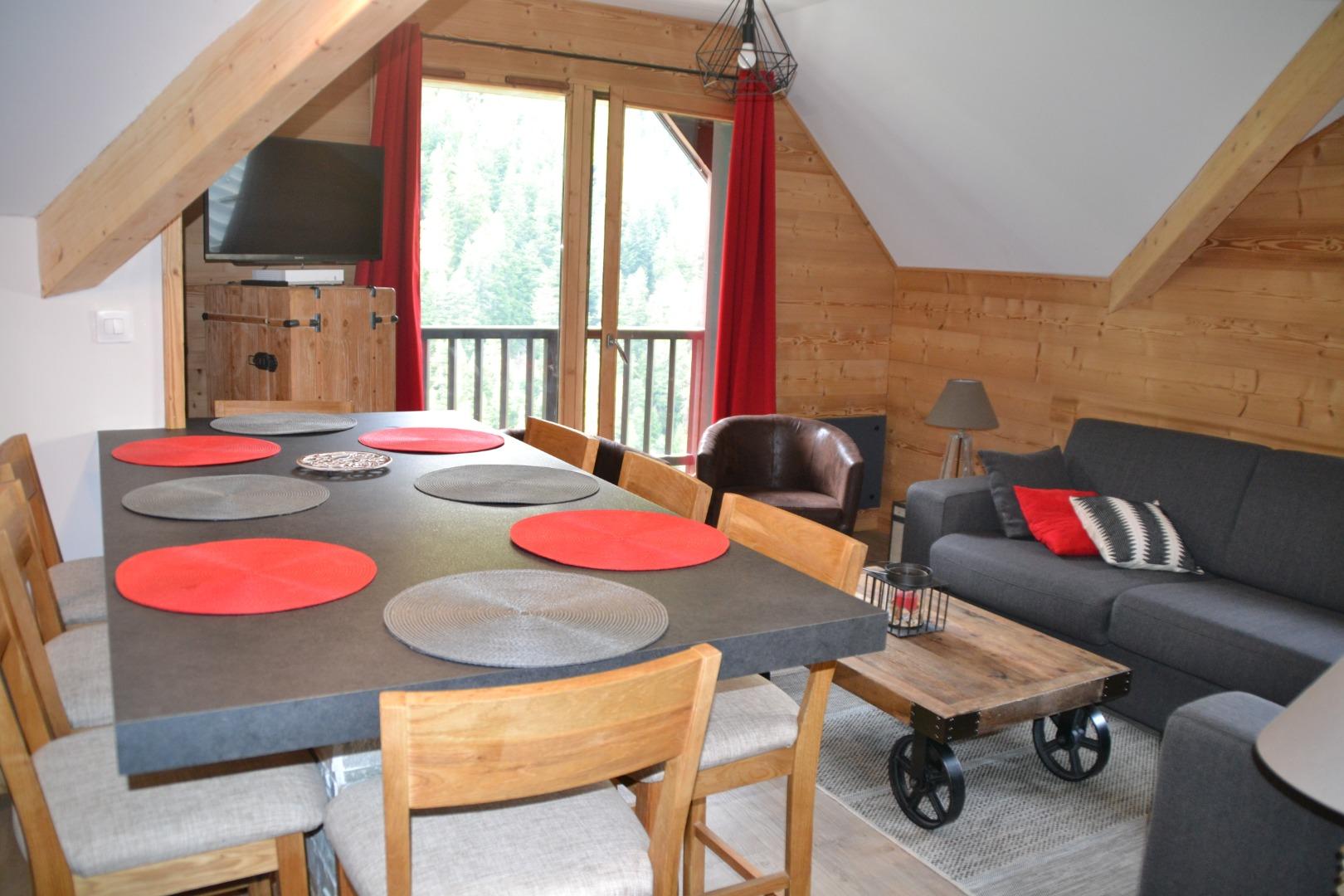 APPARTEMENT 8 PLACES avec 3 chambres