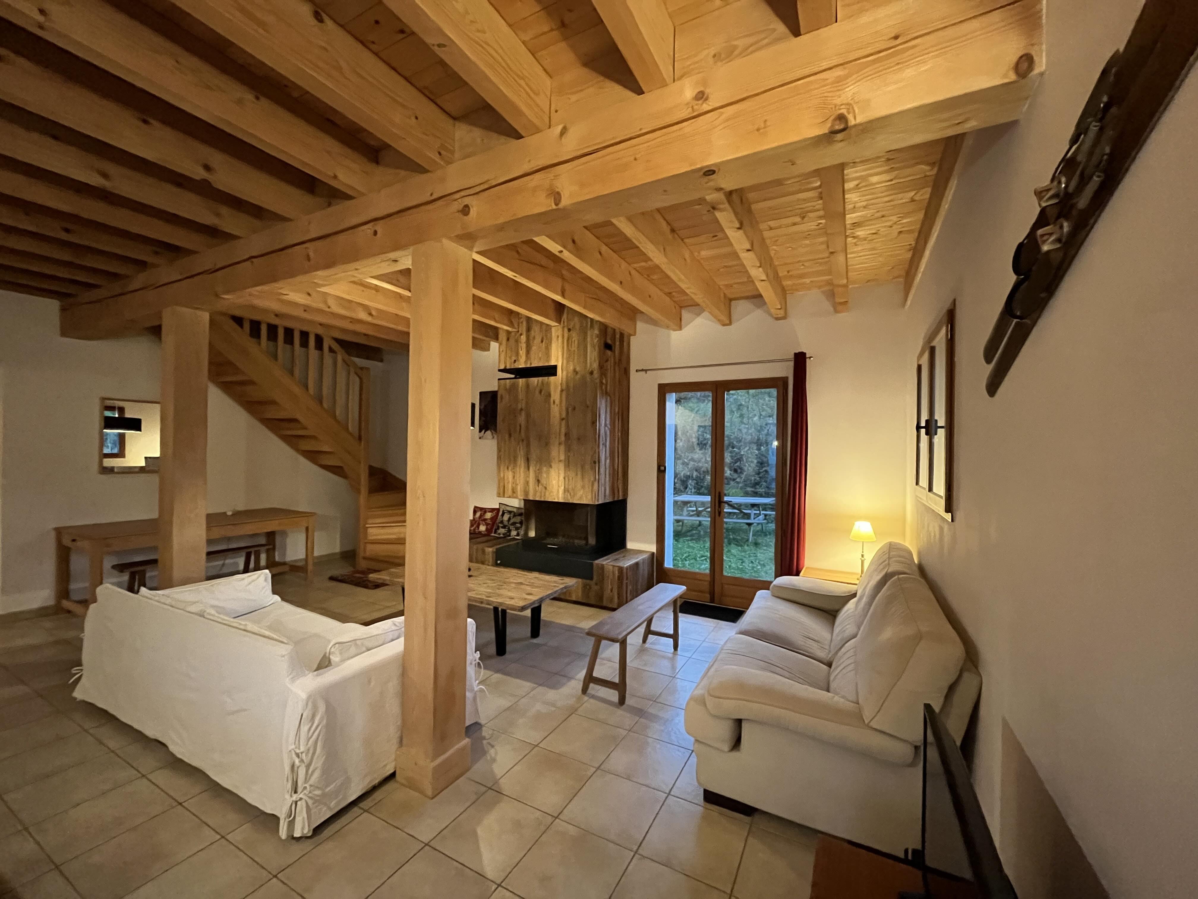 Chalet récent 4* à 200m des pistes  (Location du Dimanche au Dimanche)