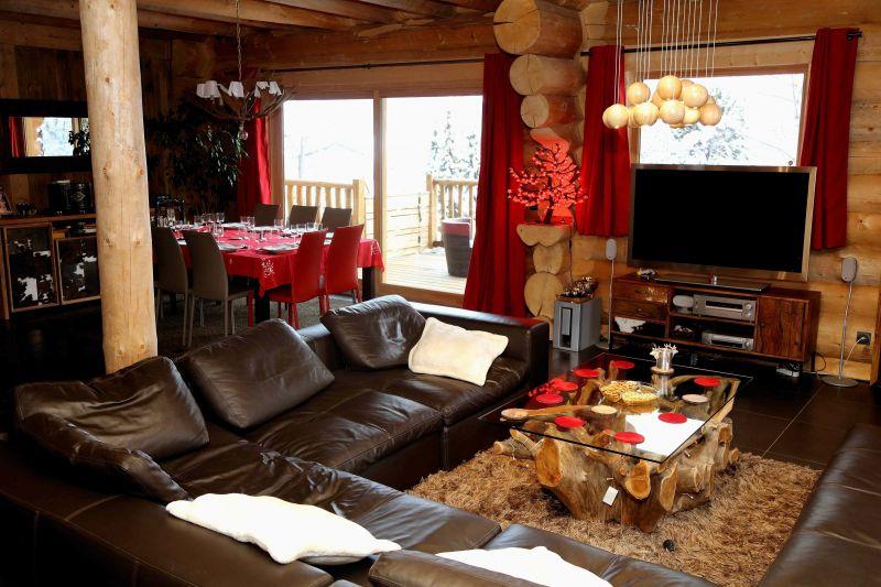 Chalet au centre de FONT-ROMEU sur terrain boisé