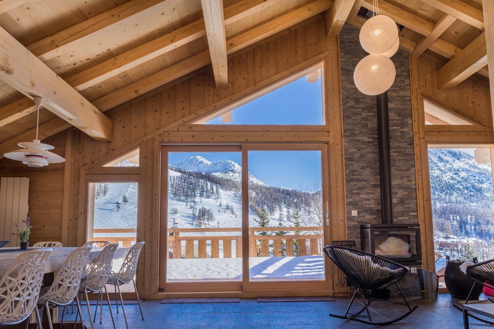 Magnifique chalet proche des pistes et au coeur du village - 14 à 20 personnes