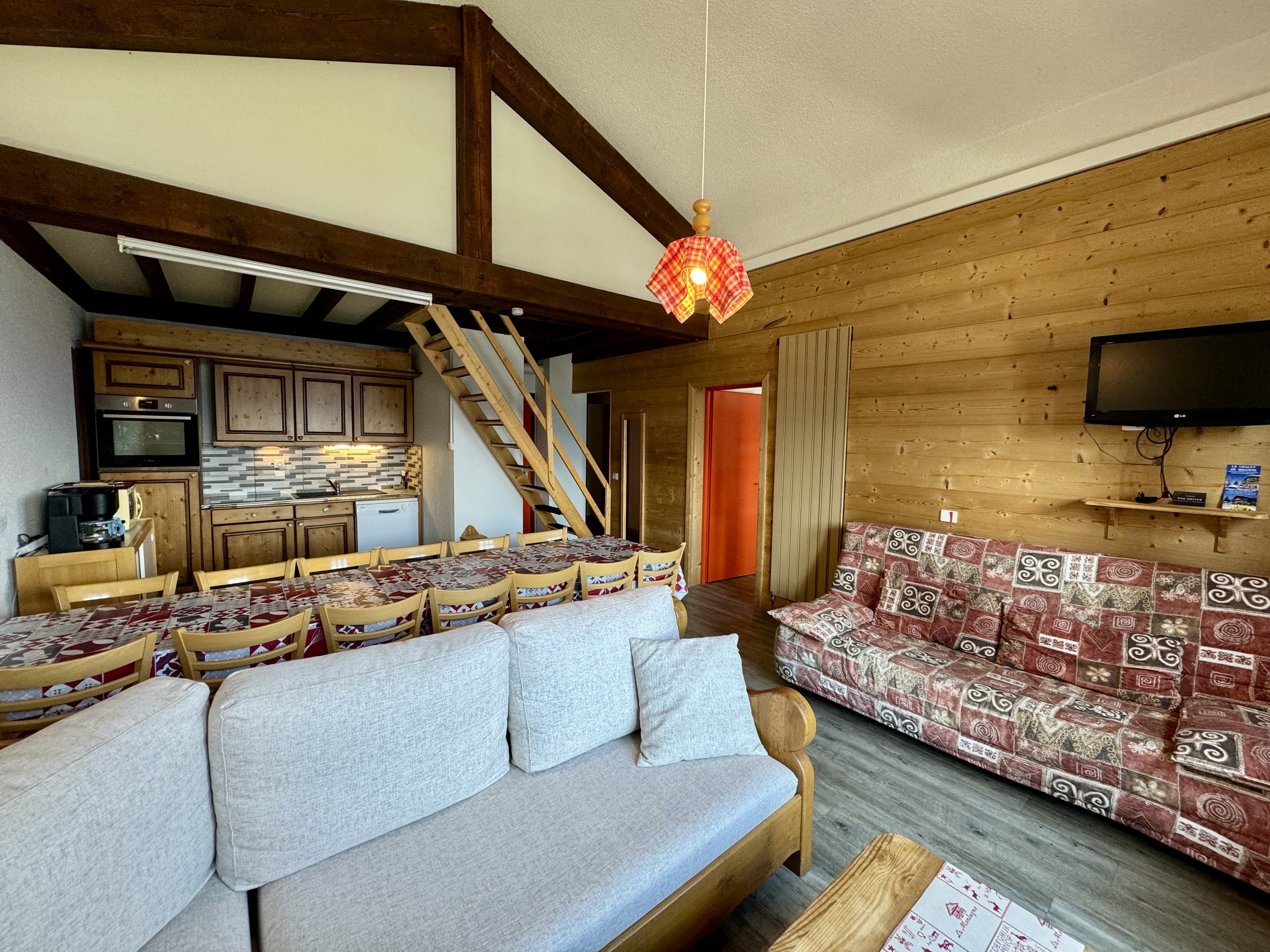 Sur les pistes appartement dans chalet   12 personnes Mont Blanc