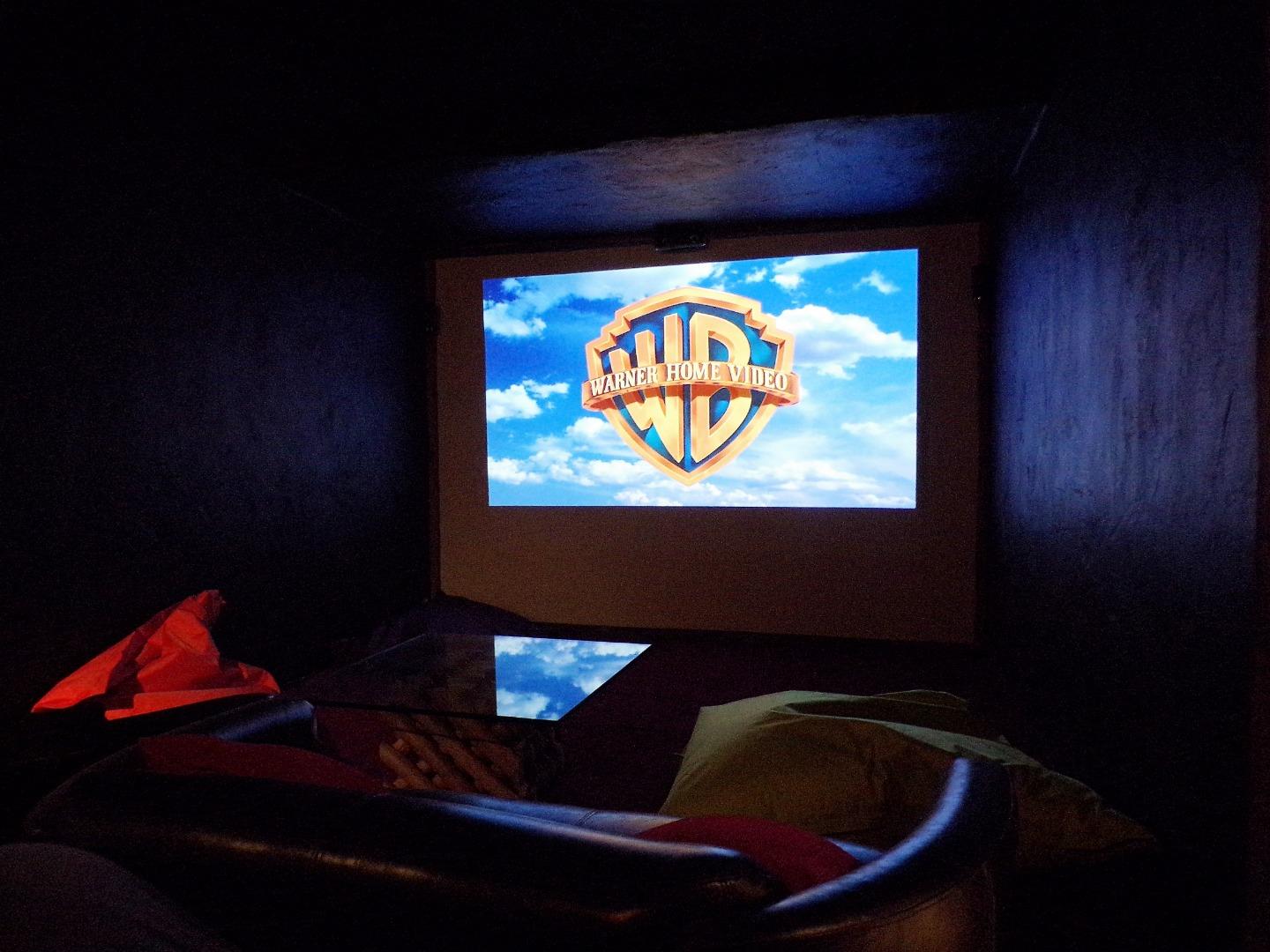 CHALET AU PIED DES PISTES DE SKI 22 PERSONNES PISCINE JACUZZI HAMMAM VUE MONTAGNE 