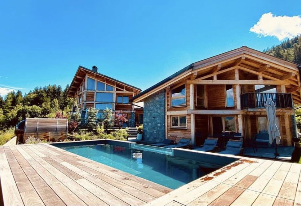 Béla Vya  ***** piscine & sauna, vue extraordinaire 