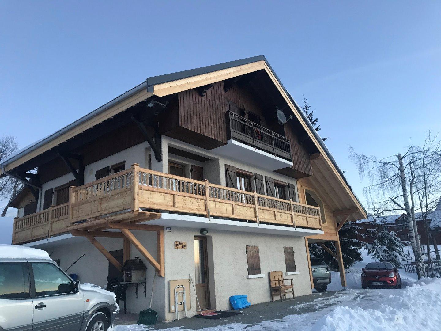 Appartement au RDC d'un chalet, vue panoramique LOC toutes saisons 