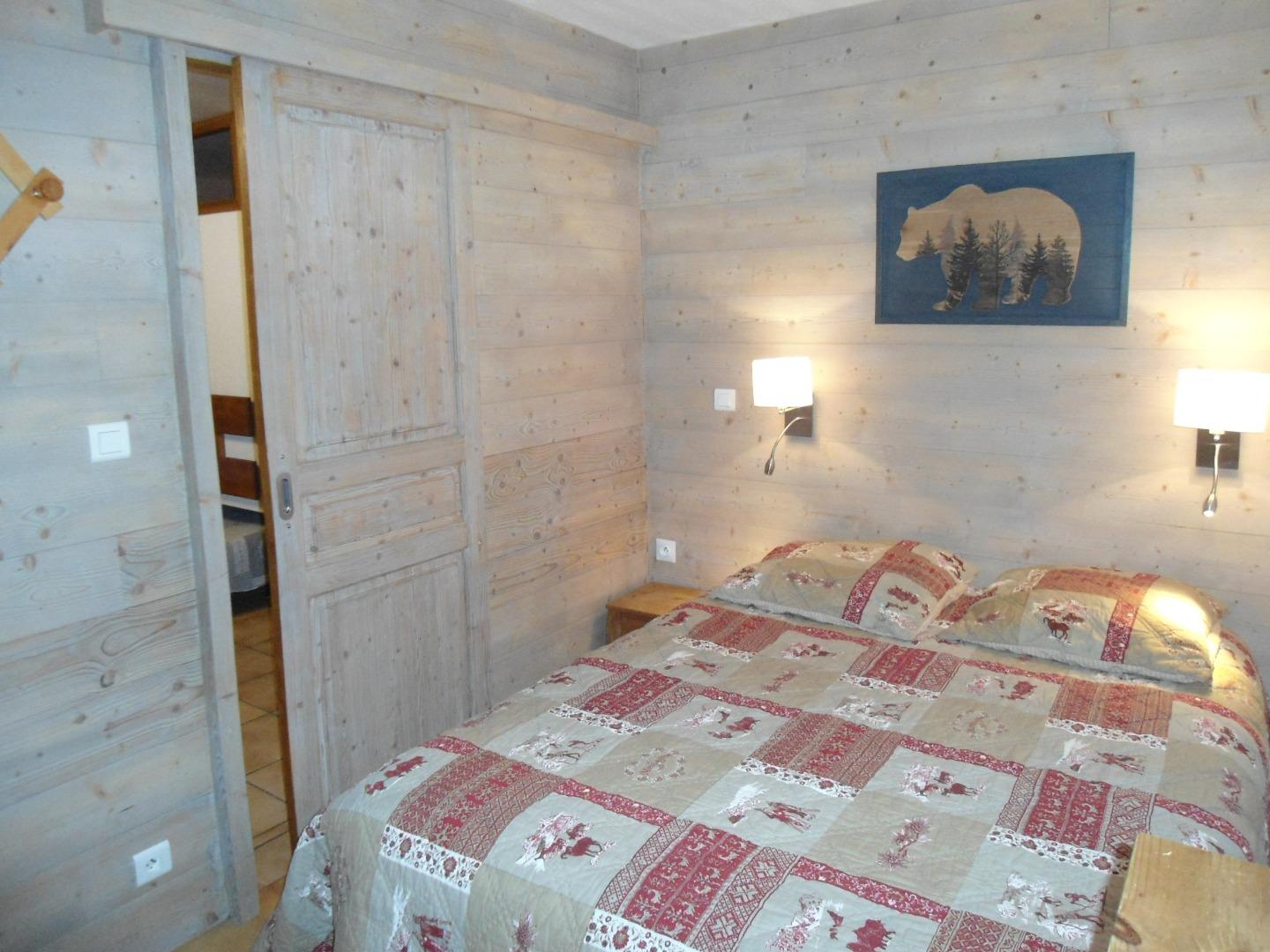 LA CROIX DES AMBAILLES - APPARTEMENT 5/6 PERS. AU PIED DES PISTES !