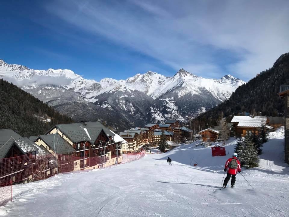 L OURSON BLANC LA NEIGE AU RDV VALFREJUS 