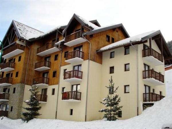 L OURSON BLANC LA NEIGE AU RDV VALFREJUS 