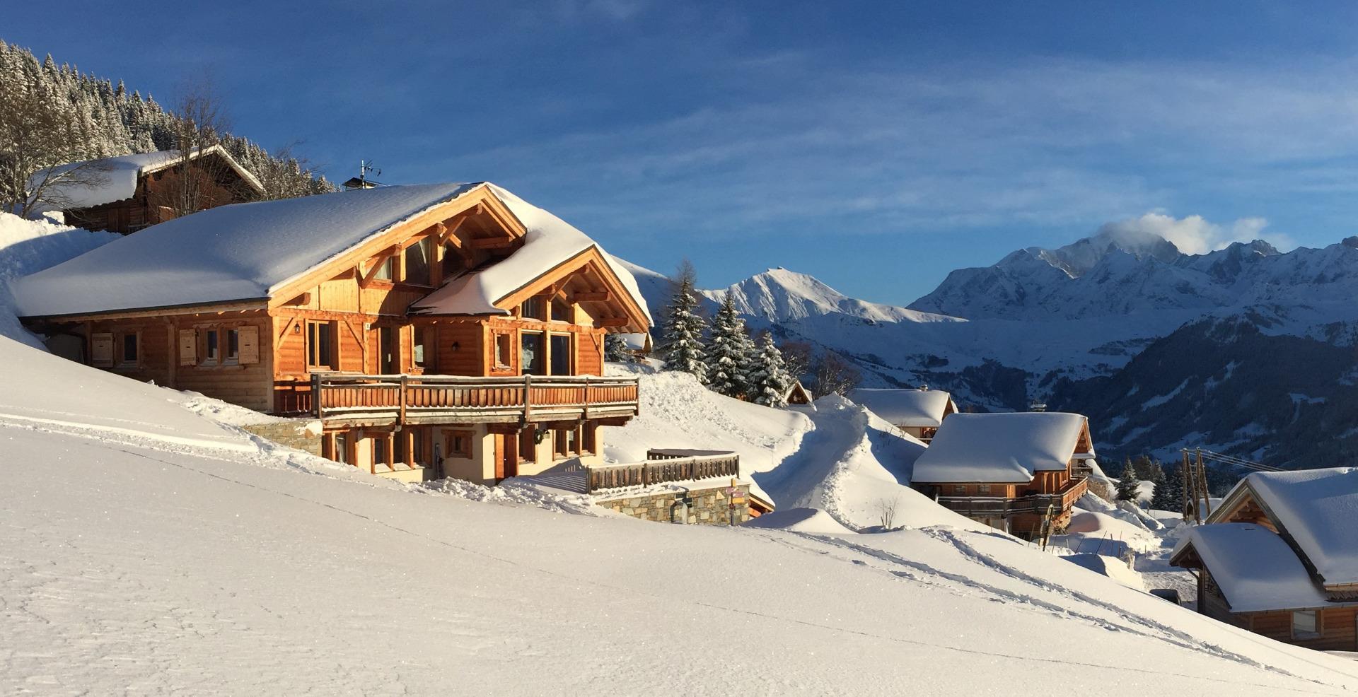 LUXUEUX CHALET - VUE MAGNIFIQUE SUR MONT BLANC - 15 lits - Acces facile