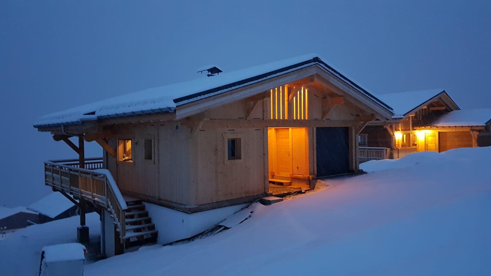 Chalet de charme en entier, ski au pied, été-hiver