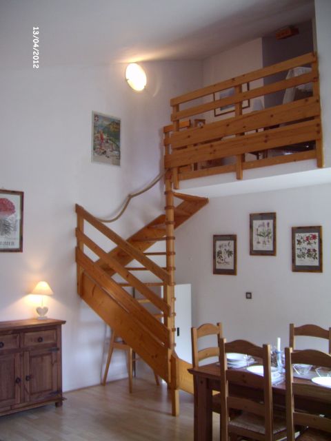  Roseland B 35 : DUPLEX *** étoiles. 64 m² CARREZ, 86 m2 au sol .3 pièces. 2 chambres .