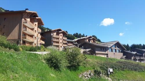 Meublé touristique classé 3 étoiles, dans résidence avec piscine, garage sécurisé pour Vélos 