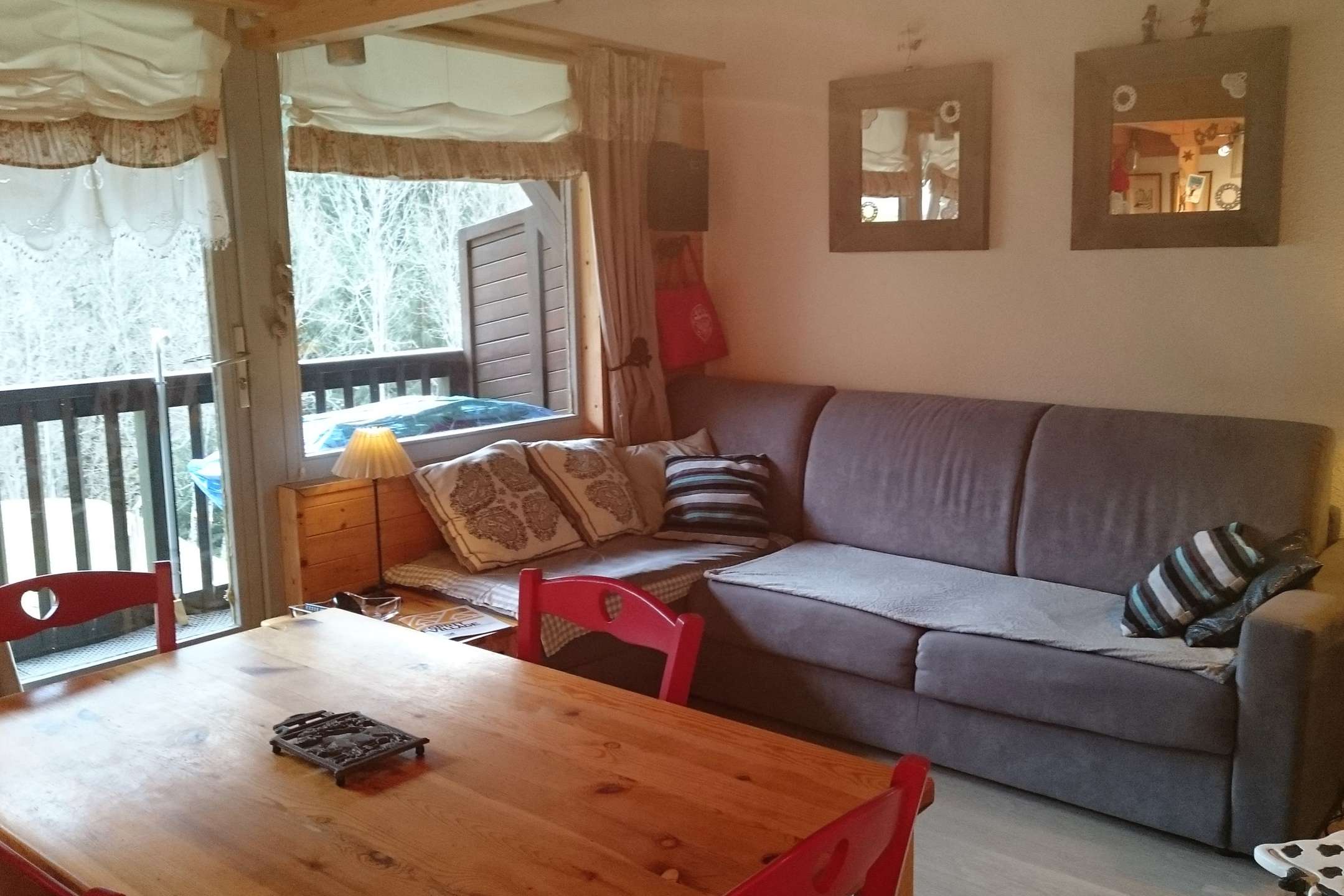 Studio cosy avec mezzanine de 31m² pour 4 à 5 personnes, calme et soleil