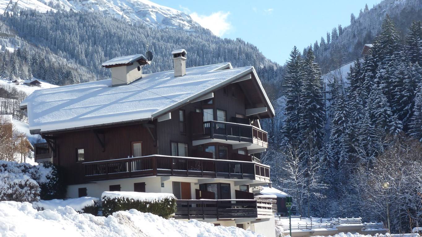 Studio cosy avec mezzanine de 31m² pour 4 à 5 personnes, calme et soleil