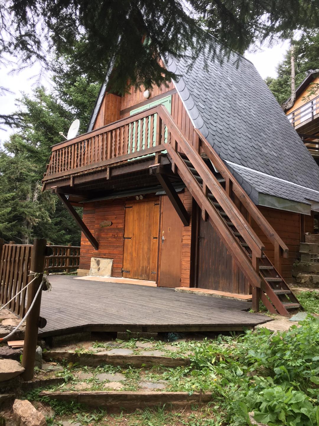 chalet vue sur  montagne 