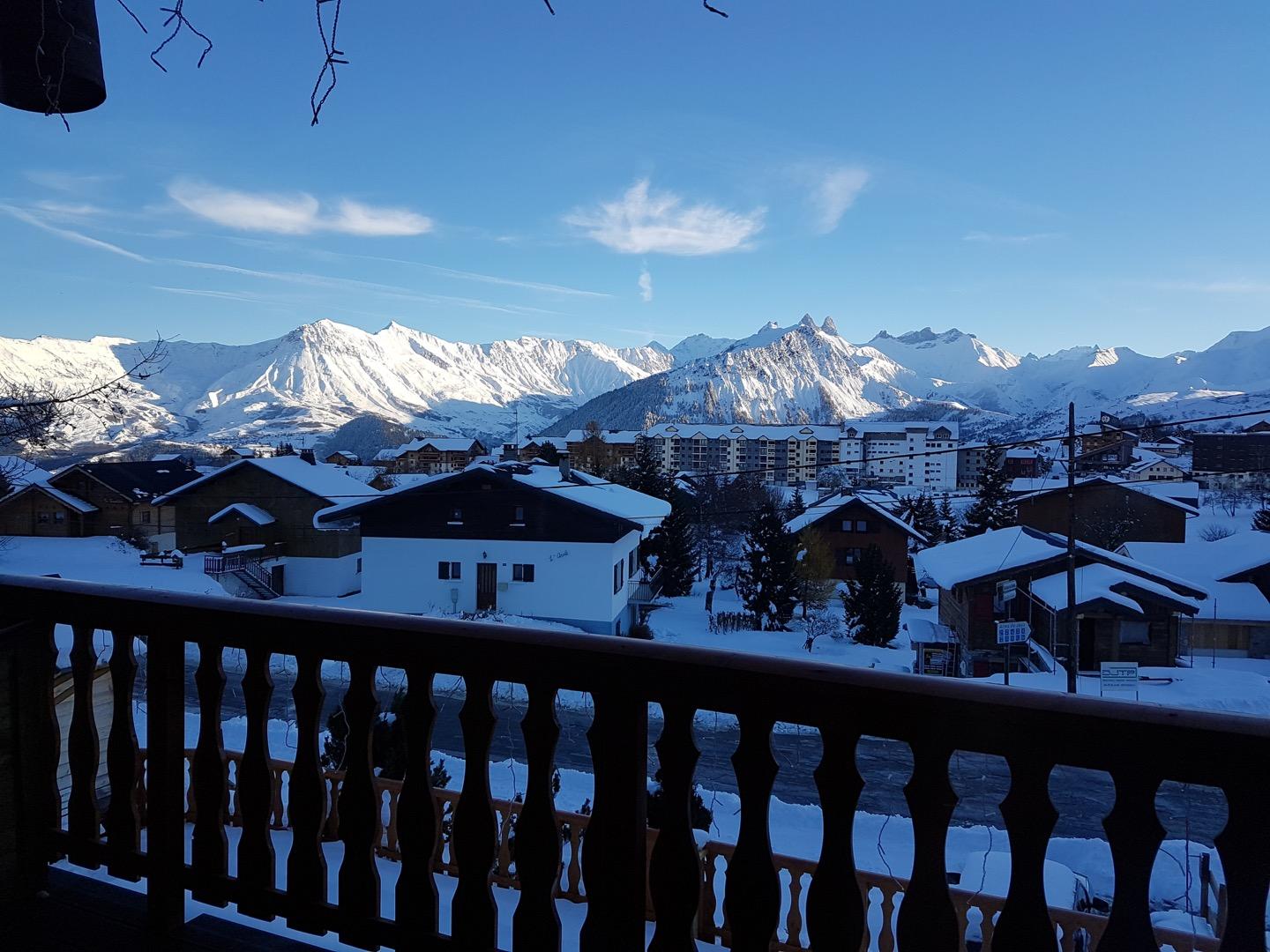 Studio RDC de 24 m2 - Chalet individuel - jusqu'à 4 personnes - Très proche des pistes