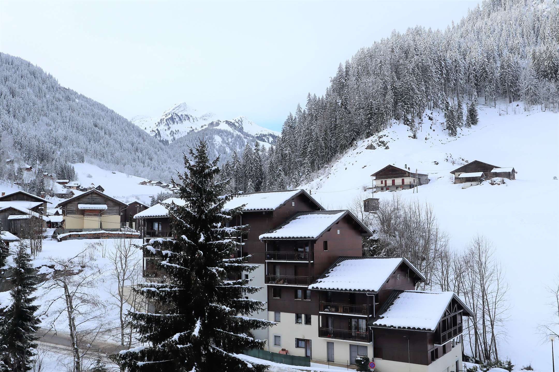 Appartement 4 à 6 personnes centre village proche des remontées mécaniques