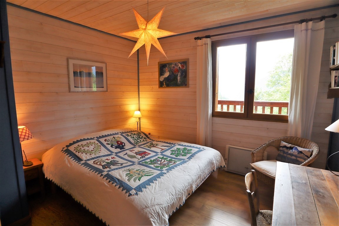 Les Saisies à 15 min. Beau chalet rénové pour 10 à 12 personnes.