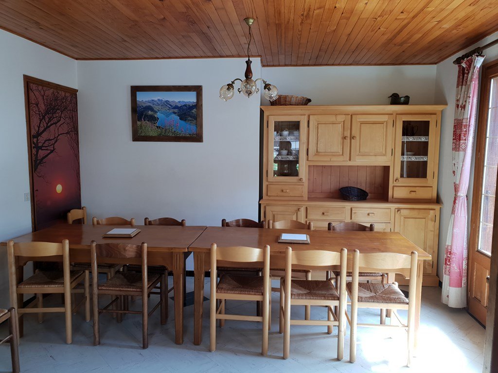 Chalet familial au départ des pistes du Planay pour 12 personnes, 4 chambres