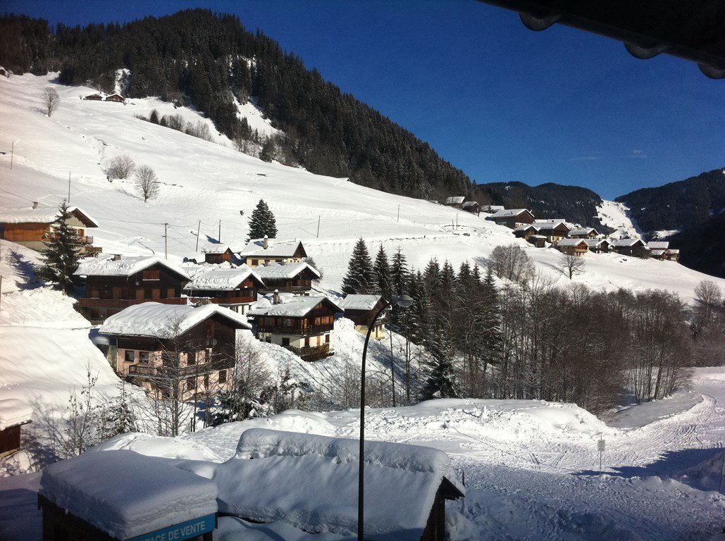 Appartement 5 personnes  classé 2 étoiles au pied des pistes