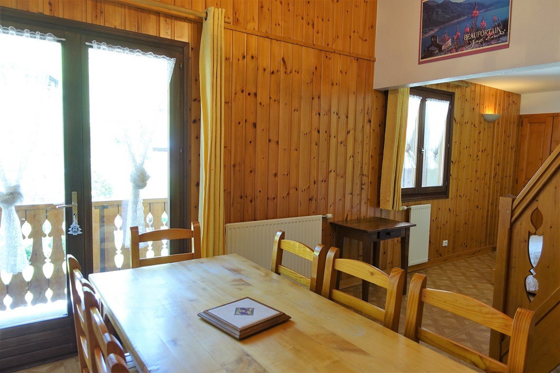 Appartement 7 personnes classé 2 étoiles au départ des pistes et des randonnées