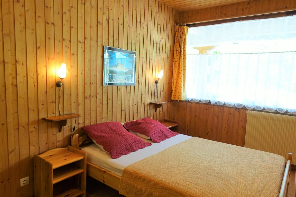 Appartement 6 personnes calme et au départ de randonnées et du domaine skiable, classé 2 étoiles