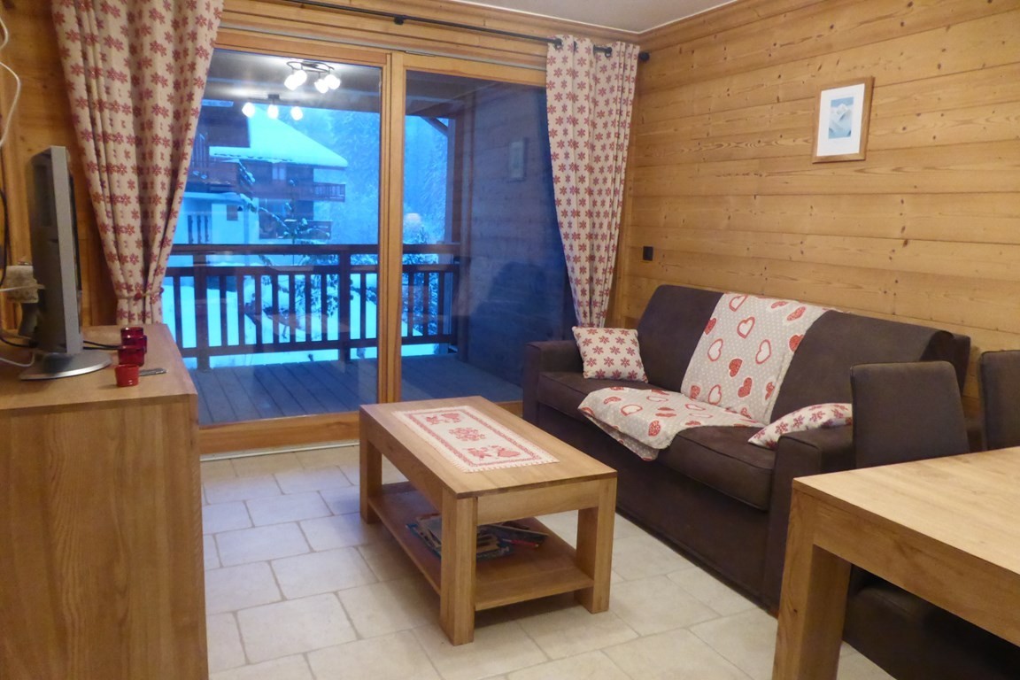 Dans résidence récente - 6 personnes - 2 chambres - balcon sud ouest