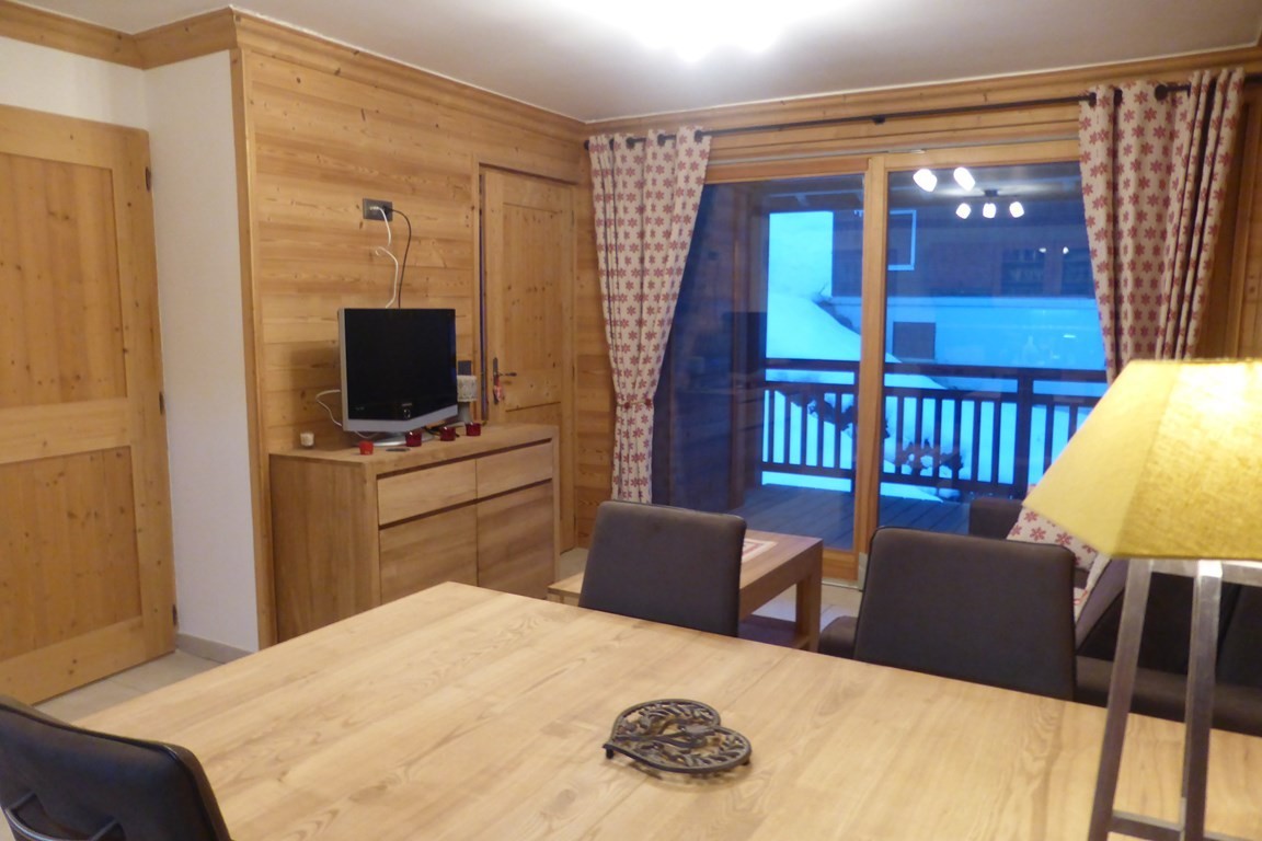 Dans résidence récente - 6 personnes - 2 chambres - balcon sud ouest