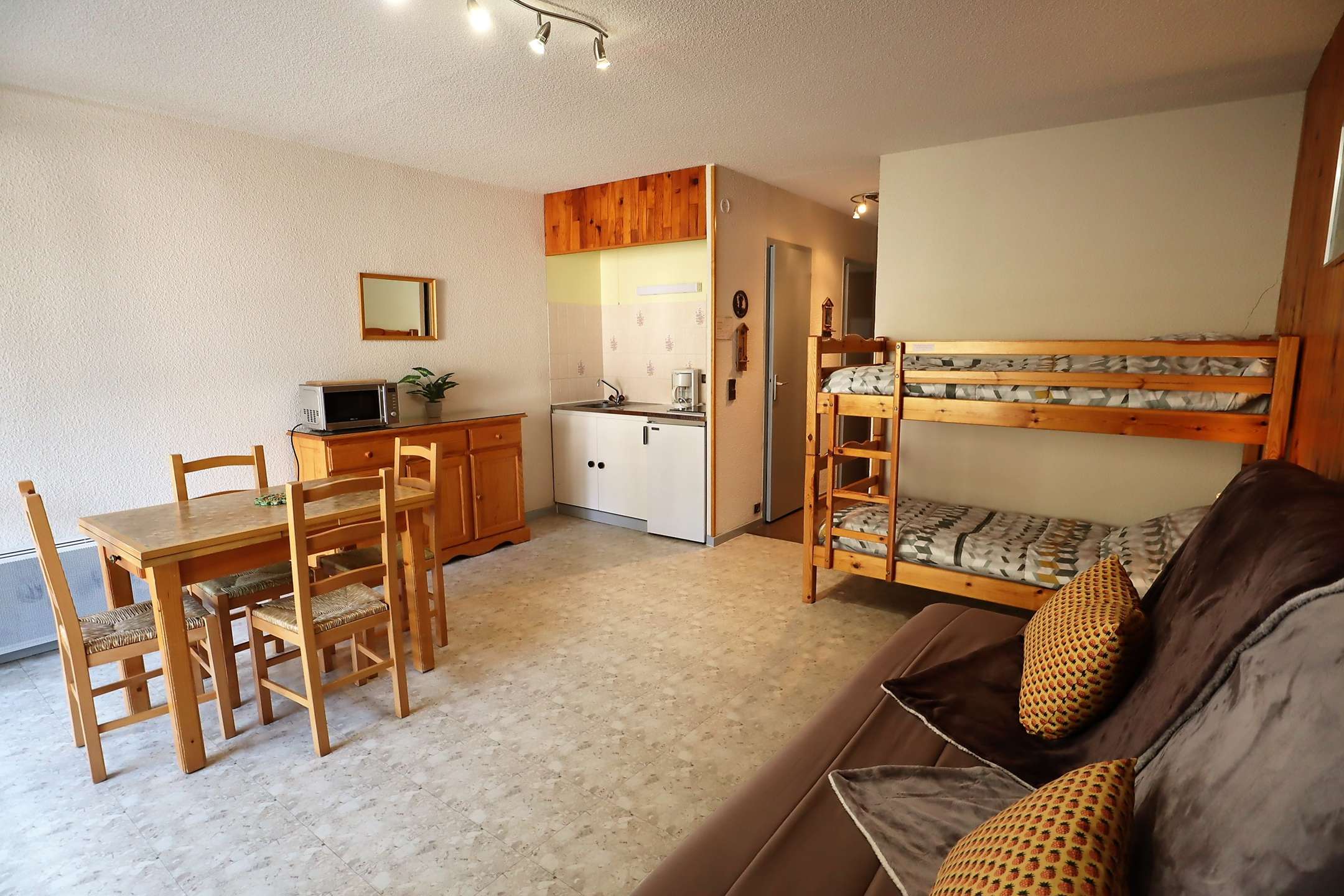 Grand Studio 4 personnes aux abords d'Arêches, envronnement calme et nature
